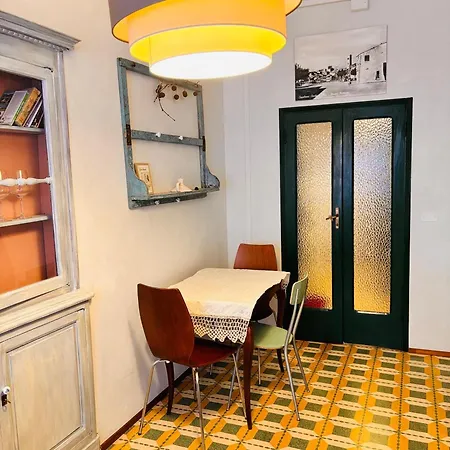 Apartment House